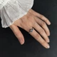 Срібна каблучка з натуральним топазом 1.173ct, фіанітами, вага виробу 2,49 гр (2207085) - зображення 5