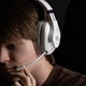 Бездротова ігрова гарнітура Proove Gaming Bliss Pro BT5.4 + 2.4Ггц 800mAh 40 години + додаток iOS/Android білий (GHBLPPP10002) - зображення 6