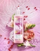 Зволожувальний крем - гель для душу Avon Senses Щасливі моменти Sweet & Joyful Shower Creaml с фрезией т гранатом (Freesia & pomegranate scent) 720мл - зображення 2