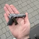 Сувенірний Пістолет COLT 1911 CLASSIC сірий, розбірний брелок з металу 1:3 фіджет - зображення 2