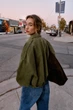 Жіночий бомбер Zara із замшевої тканини Khaki M (4344/655/533) - зображення 6