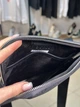Сумка чоловіча Guess Vezzola месенджер крос-боді через плече сіра з монограмою - изображение 9
