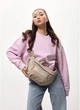 Жіноча поясна сумка бананка з натуральної замші SAMBAG Бежевий (546103821) - зображення 1