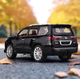 Моделька машини Lexus LX570 в маштабі 1:24, має звукові та світлові ефекти і рухомі деталі - зображення 4