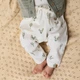 Штани Lil'Atelier Viggo, колір білий, розмір 80 (261.13251192.CMIL) - зображення 3