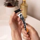 Бритва Bic Flex 5 Hybrid з 2 змінними картриджами (3086123644922) - изображение 5