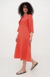 Лляна міді сукня для великих фігур зі складками однотонна Індіра (Plus size). Червоний, р.48, код 0456/48/998 - изображение 1