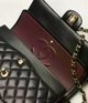 Сумка кожаная с логотипом CHANEL Classic 11.12 Handbag с золотистой фурнитурою Черный - изображение 4
