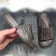 Шлепанцы женские Gipanis шоколадные пенковые сланцы ЭВА 39р (26-26,5 см) 8472 - изображение 4