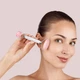 Роллер-массажер для лица и тела с розовым кварцем GESKE SmartAppGuided Rose Quartz Face & Body Roller 5в1 жемчужный - изображение 2