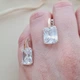 Серьги серебряные с золотыми напайками и большими прямоугольными фианитами - изображение 6