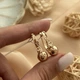 Сережки золоті з кулькою та ажурними елементами без каменів - изображение 4