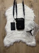 Сумка через плечо AIR Jordan черного цвета 18х12 см - изображение 1
