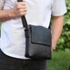 Мужская кожаная сумка через плечо Tiding Bag 48450 — компактный мессенджер с клапаном, 2 отделения, барсетка 21×23×5.5 черная - изображение 4