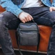 Чоловіча шкіряна сумка месенджер Tiding Bag M2237A компактна барсетка для щоденного використання - зображення 7