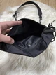 Сумка через плечо Undefeated Черная на шнурках с застежками 22×19 см - изображение 5