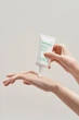 Зволожувальний сонцезахисний крем мініатюра UIQ Biome Remedy™ Watery Sun Cream SPF 50+ PA++++ 20 ml - зображення 3