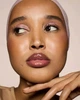 Блиск для губ Fenty Beauty Gloss Bomb Cream Color Drip Lip Cream — Fenty Glow (41611726848045) - изображение 3