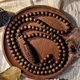 Молитовні намистини з агарового дерева 108 намистин – дерев’яні чотки для медитації та молитви - зображення 1