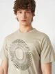 Футболка хлопковая длинная мужская Puma Graphics 69177861 XL Pebble Gray с принтом (4069161729119) - изображение 4