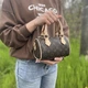 Брендова жіноча сумка Louis Vuitton Nano Speedy Mini боченок с ручками и ремнем через плечо - изображение 2