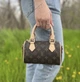 Брендова жіноча сумка Louis Vuitton Nano Speedy Mini боченок с ручками и ремнем через плечо - изображение 4