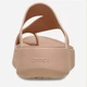 Женские шлепанцы для пляжа Crocs Getaway Platform Toe Loop Sdt 210834-7AF 37-38 (W7) 23 см Pink (198445238758) - изображение 4
