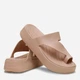 Женские шлепанцы для пляжа Crocs Getaway Platform Toe Loop Sdt 210834-7AF 37-38 (W7) 23 см Pink (198445238758) - изображение 5