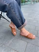 Шльопанці жіночі з еко-шкіри на плоскій підошві YES MILE SF-16 коричневі 39р. - зображення 7