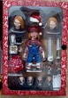 Коллекционная фигурка Чаки Holiday Edition / Chucky Ultimate Action Figure – фигурка ужасов с аксессуарами, сменными головами и оружием, 15 см - изображение 6