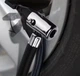 Двухпоршневой автомобильный компрессор с фонариком 12V, 60 л/мин — надежный помощник для дороги и ежедневного использования - изображение 3