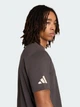 Футболка хлопковая длинная мужская Adidas Audi Formula One Team Dna Graphic KE6122 S Черная (4068819408840) - изображение 5