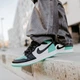 Чоловічі шкіряні кросівки Air Jordan 1 Retro High OG DZ5485-130 високі чорні з зеленим Розмір 45 - изображение 1