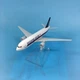 Колекційна металева лита модель пасажирського літака 1:400 Boeing 777 Singapore Airlines SIA 16 см - зображення 5