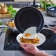 Сковорода GreenPan Geneva, 28 см із керамічним покриттям (CC004780-001) (00128605) - изображение 3