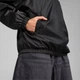 Вітровка ESS Relaxed Windbreaker 68513401 L Чорний 68513401 L - изображение 4