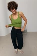 Женская трикотажная майка-борцовка в рубчик ONE SIZE — 100% Хлопок ЗЕЛЕНЫЙ. (бутылочный, травяной) - изображение 4