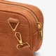 Сумка кроссбоді через плече JORDAN Suede Monogram Camera Bag (1.5L) Cognac MA9207-X6X (138339) - зображення 6