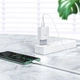 Мережевий зарядний пристрій Hoco C72Q білий 18W USB Quick Charge (C72Q) - зображення 2