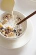 Мюсли ореховые DIVO с суперфудами и крафтовым миксом клетчатки, сырые злаковые хлопья с орехами ягодами и семенами для здорового завтрака 500 г - изображение 2
