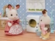 Zestaw do zabawy Epoch Sylvanian Families Laundry & Vacuum Cleaner (5054131054451) - obraz 5