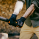 Рукавички для сокири та інструменту Fiskars (8) 1071129 - зображення 8