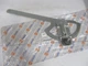 Стеклоподъемник правый AUTOTECHTEILE 100 7215 MERCEDES SPRINTER, VOLKSWAGEN LT 96-06 - изображение 1