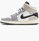 Кросівки дитячі Jordan 1 Mid White/Grey 38.5 Білий, Сірий FD9091-002 - зображення 1
