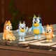 Набор из 4 фигурок Блуи семья Bluey Family 4 фигурки с движущимися частями - изображение 6