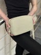 Сумка-клатч жіноча Emporio Armani крос-боді через плече бежево-кремова (EW005585 AF28524) - изображение 2