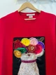 Женское платье-футболка мини Цветочный кот Modna KAZKA MKSH2444/1 - 58/60, Червоний - изображение 4