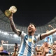 Интерьерная картина Лионель Месси держит Кубок Мира, Lionel Messi, футбол, спорт, 28×42 см (id6223) - изображение 4