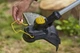 Тример акумуляторний STANLEY FATMAX SFMCST933M1 Li-Ion 18В ширина косіння 33 см вага 4.6 кг (SFMCST933M1) - зображення 2