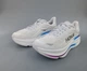 Кросівки Hoka One One W Bondi 9 Wide (EU 44 / 28см.) Grey/White 1162014 CYWH - зображення 4